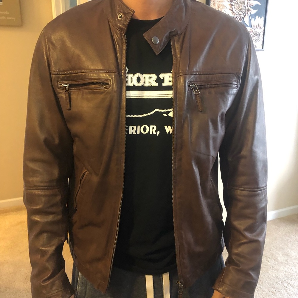 Brown Men’s Leather Jacket Size Small